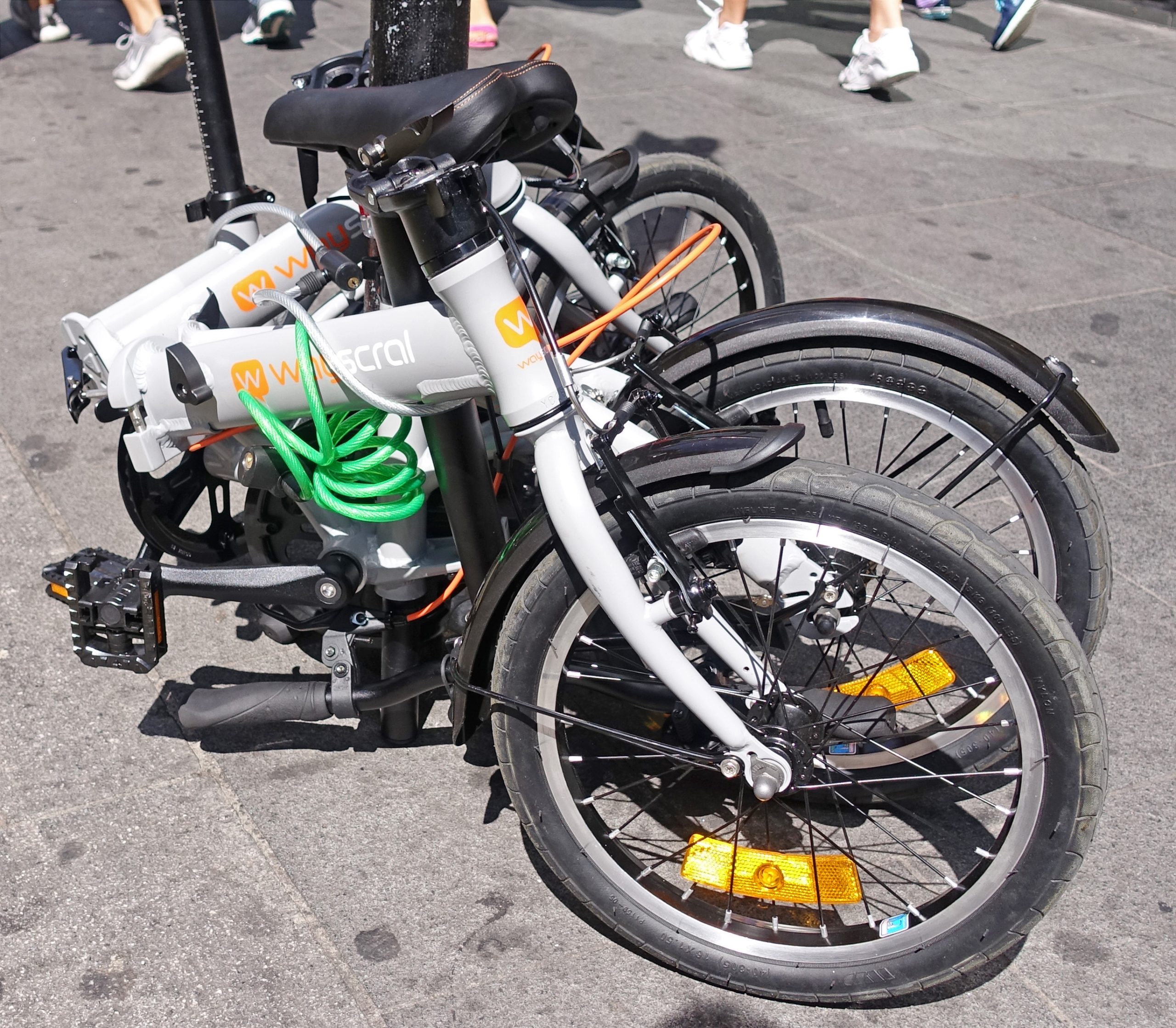 MetroFold 350W Folding E-Bike